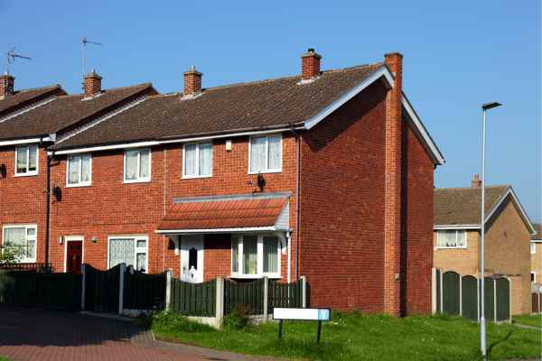 Can I Alter The Party Wall Surveyor? - A Crucial Guide From Faulkner Surveyors 3 Do you want to change the party wall surveyor you are using? Get the best results from Faulkners Reigate NOW!